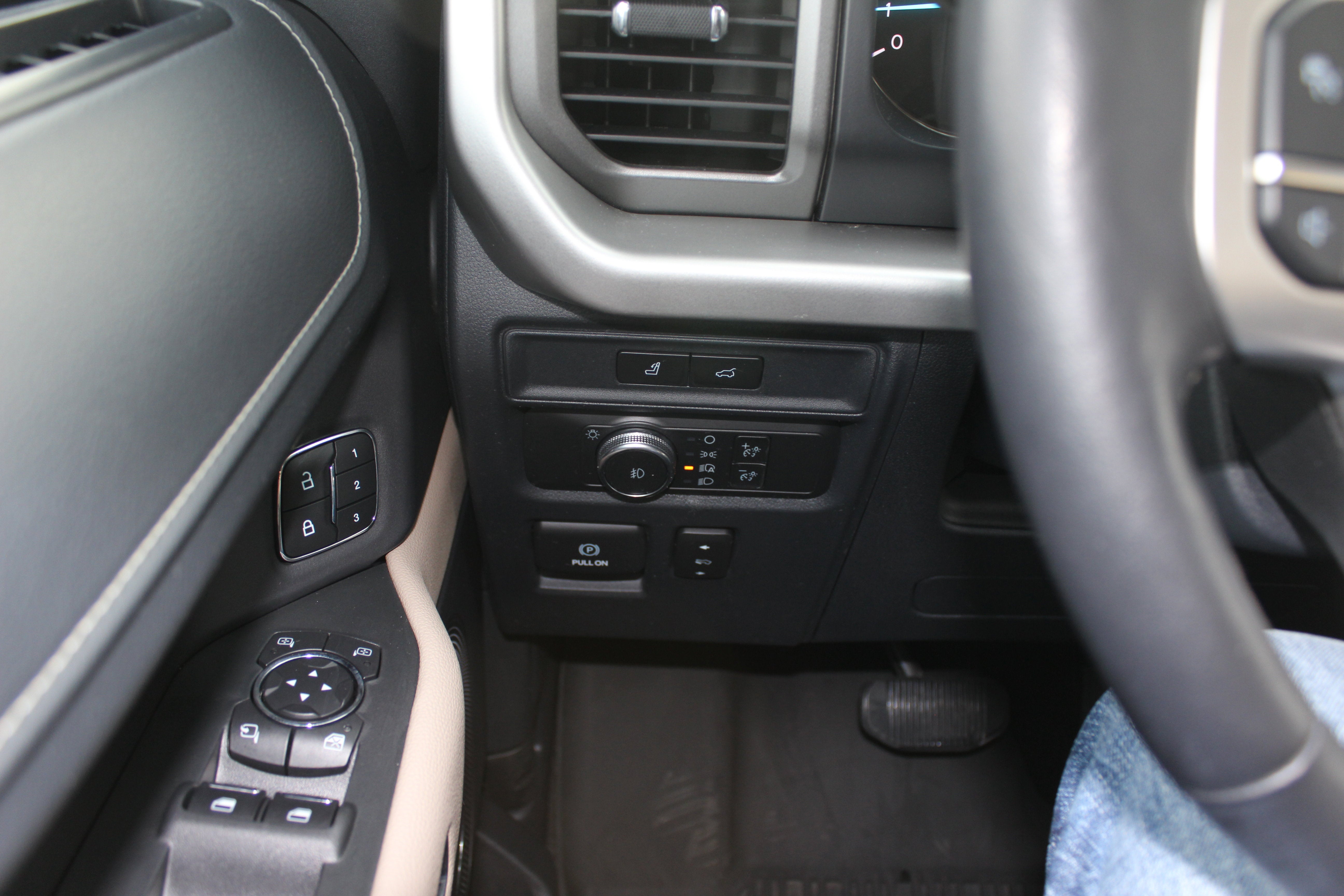 2022 Ford Expedition Max XLT