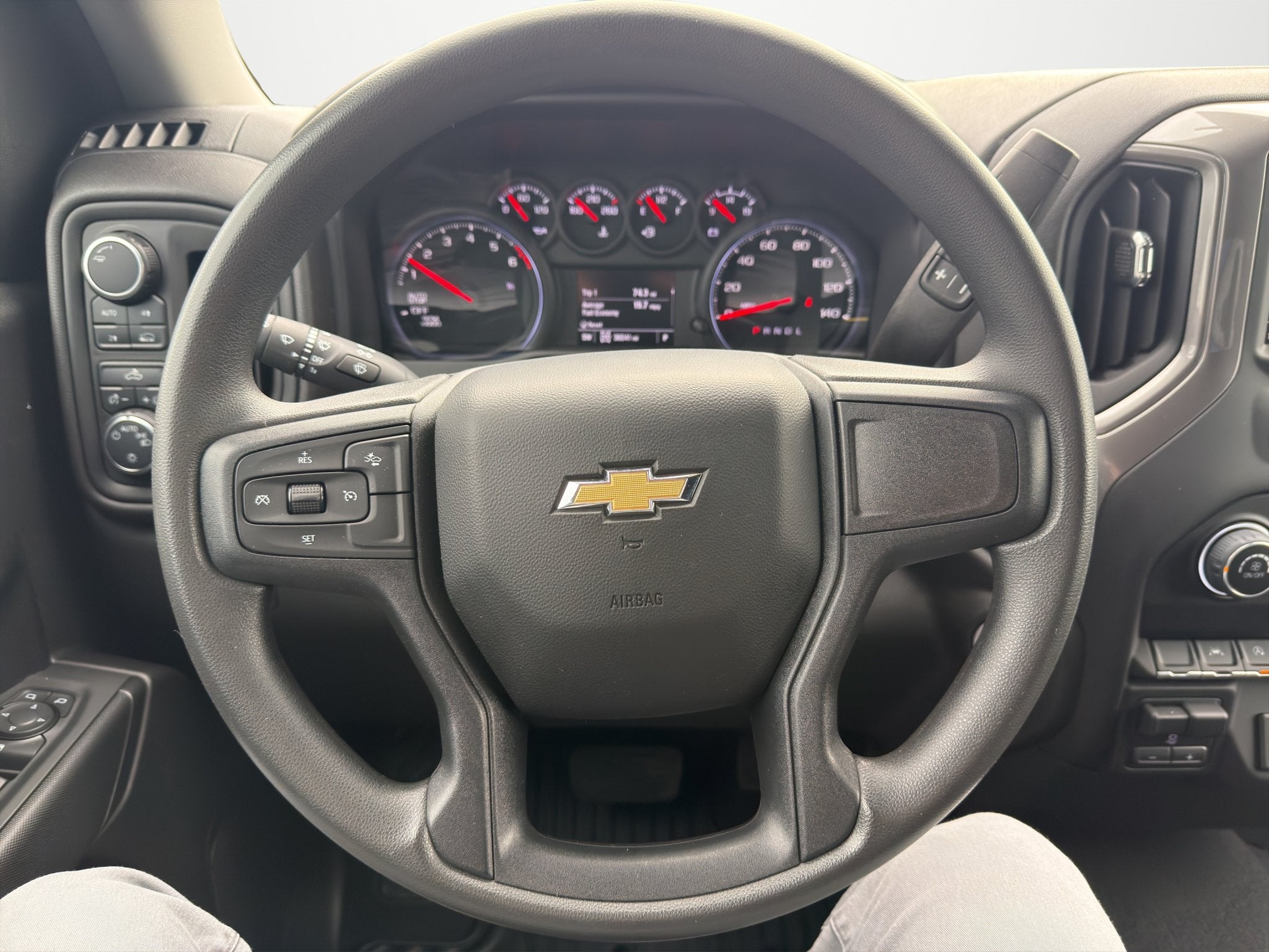 2023 Chevrolet Silverado 1500 Custom