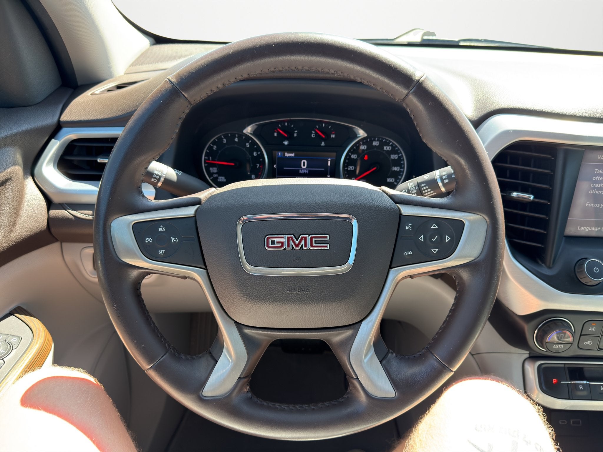 2020 GMC Acadia SLE
