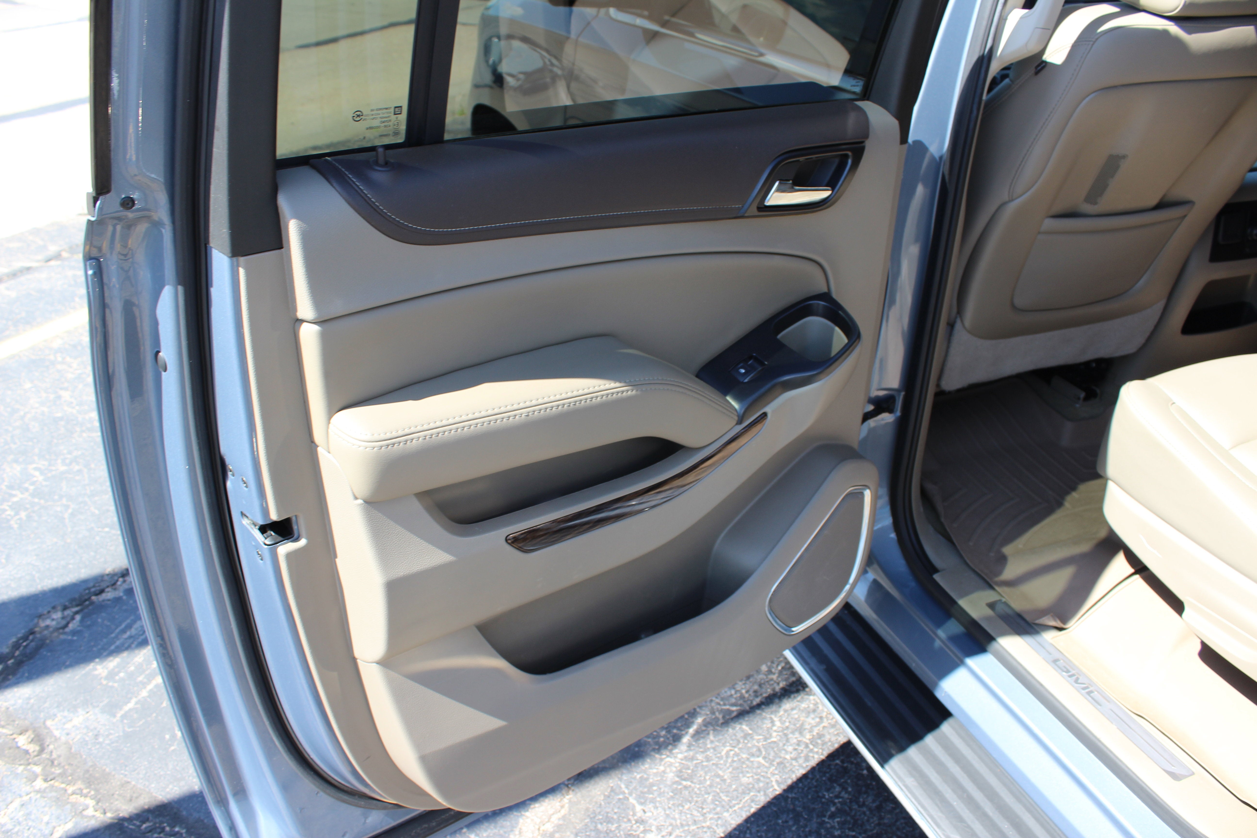 2016 GMC Yukon XL SLT