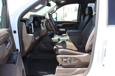 2025 GMC Sierra 3500 HD Denali