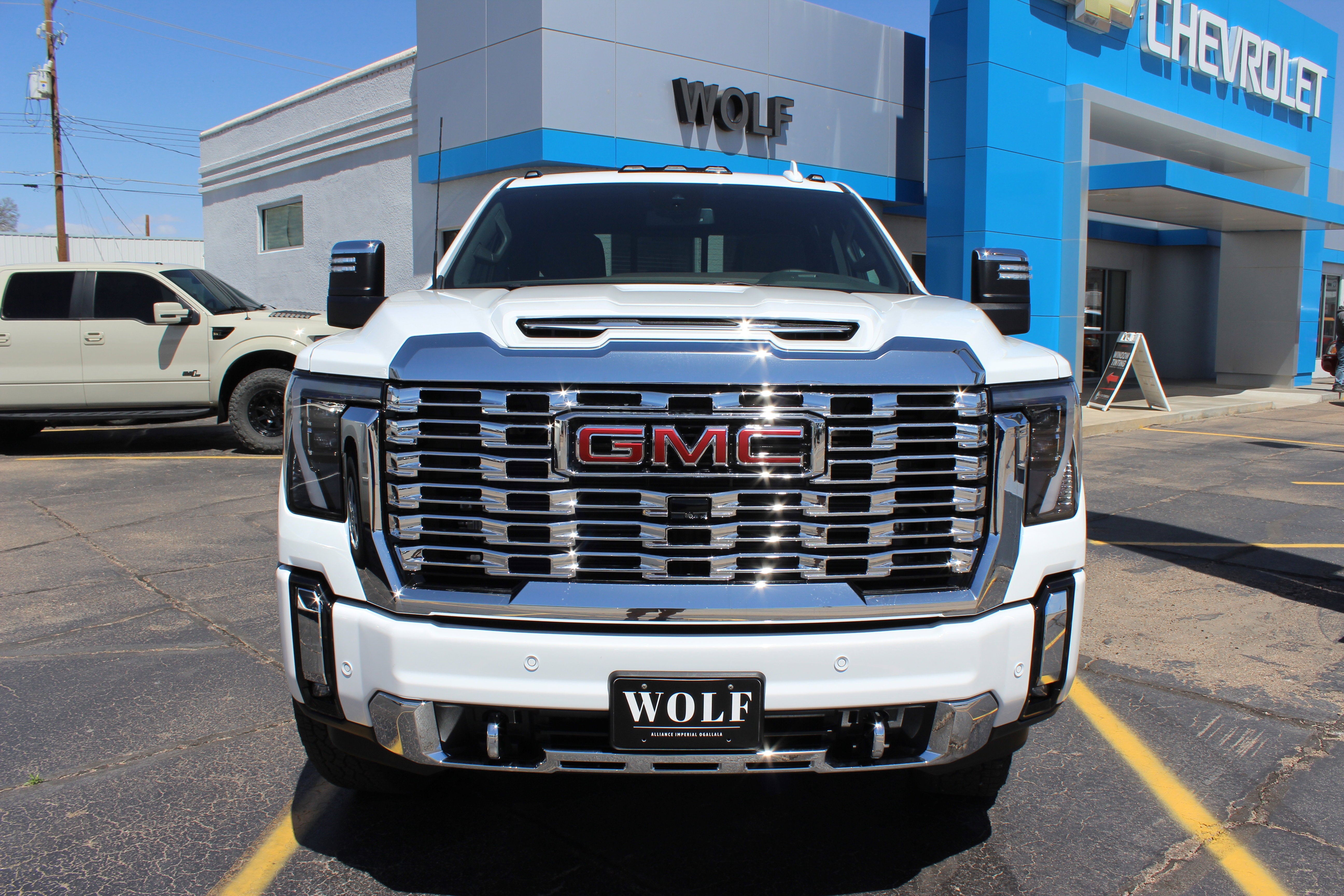 2025 GMC Sierra 3500 HD Denali