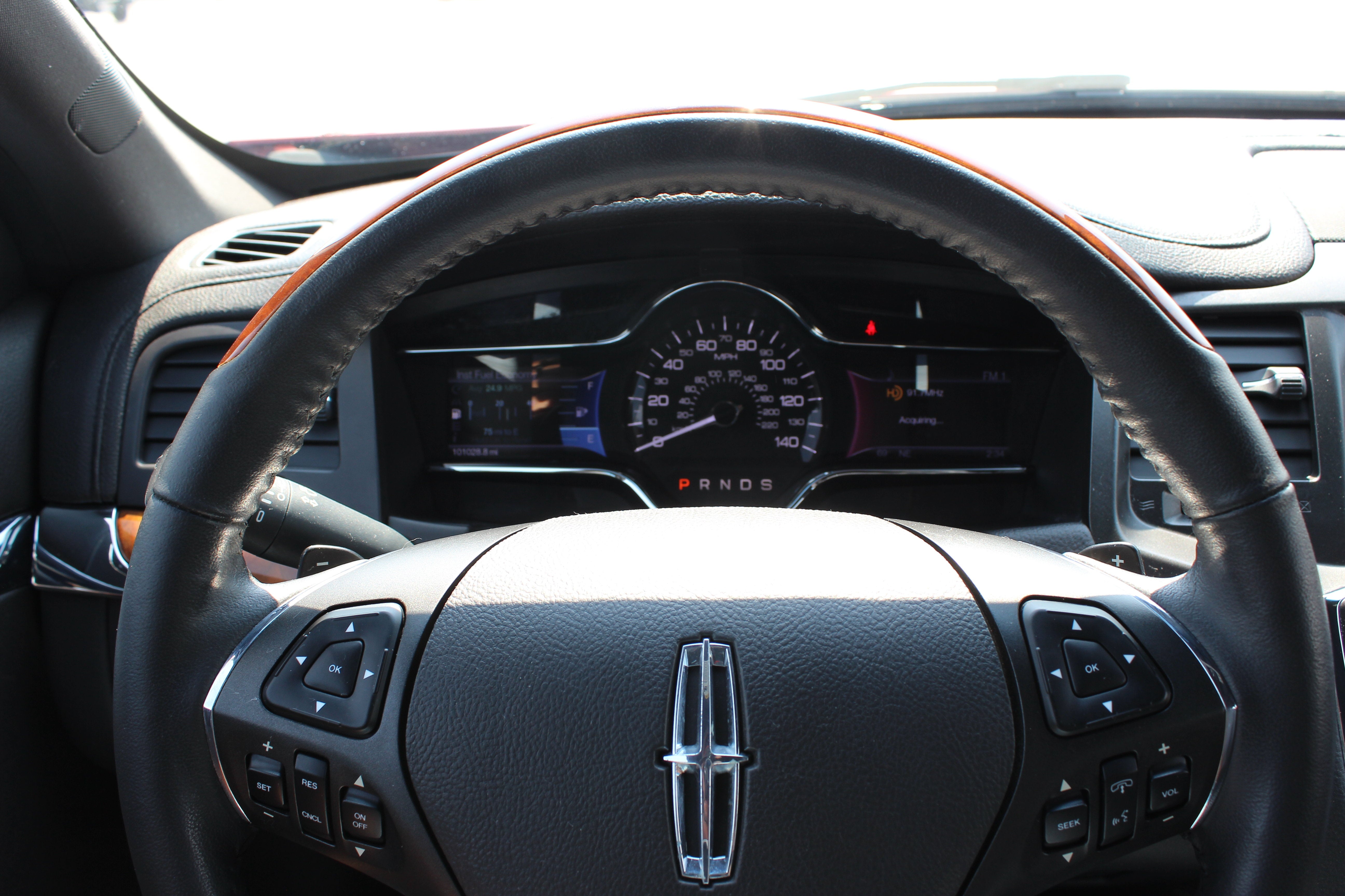 2013 Lincoln MKS Base