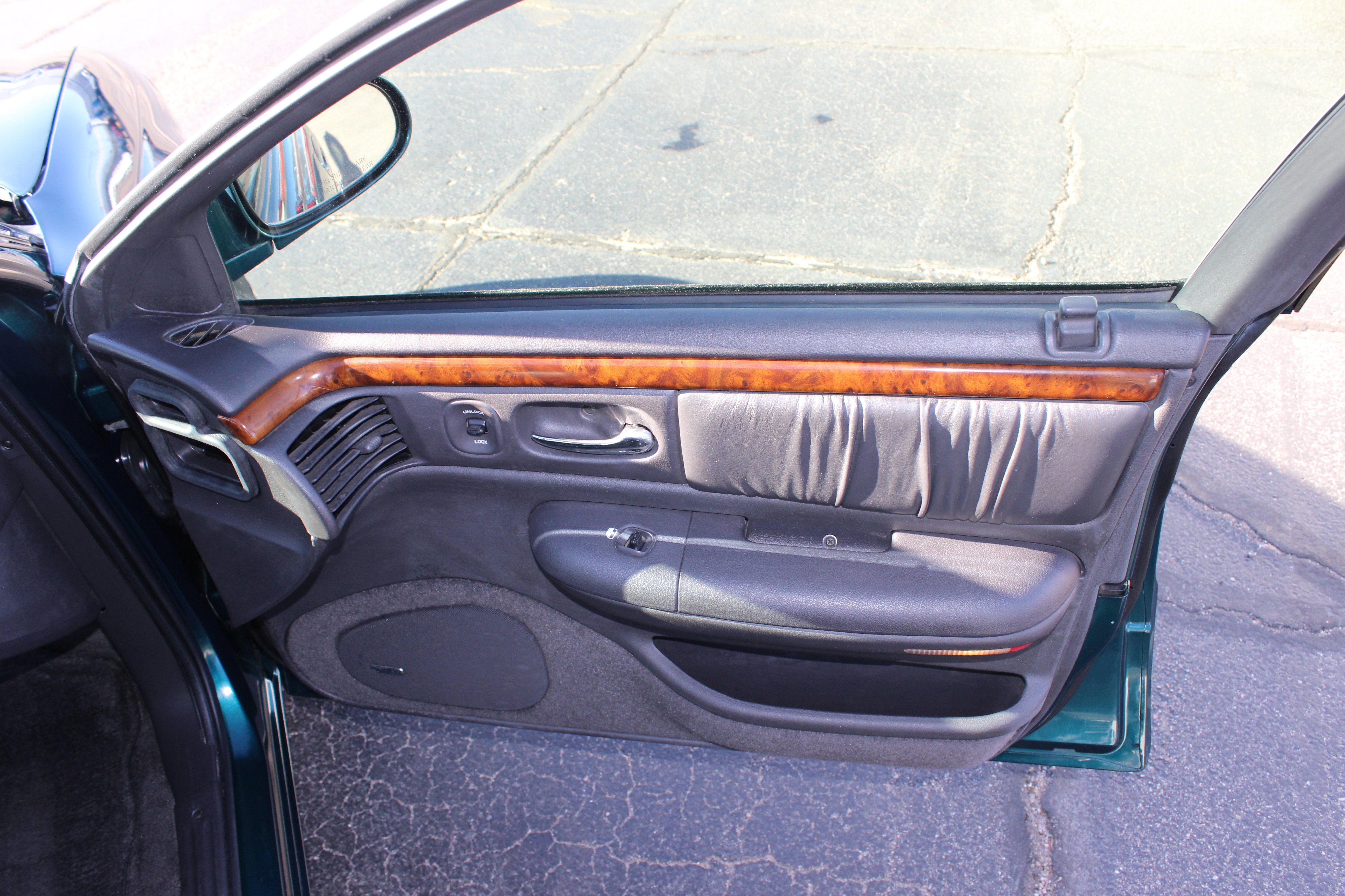 1994 Chrysler LHS Base