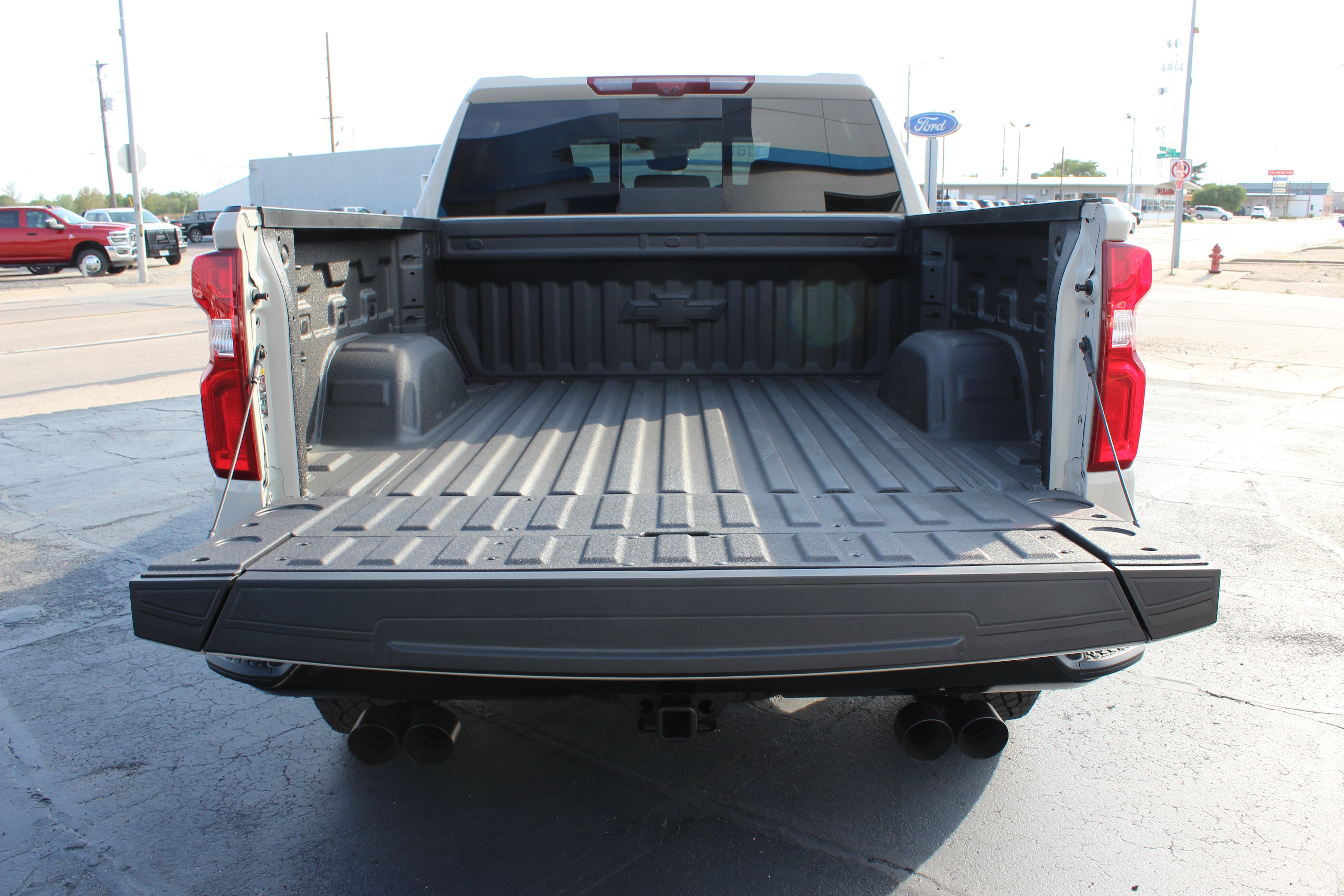 2026 Chevrolet Silverado 1500 ZR2 - Photo 20