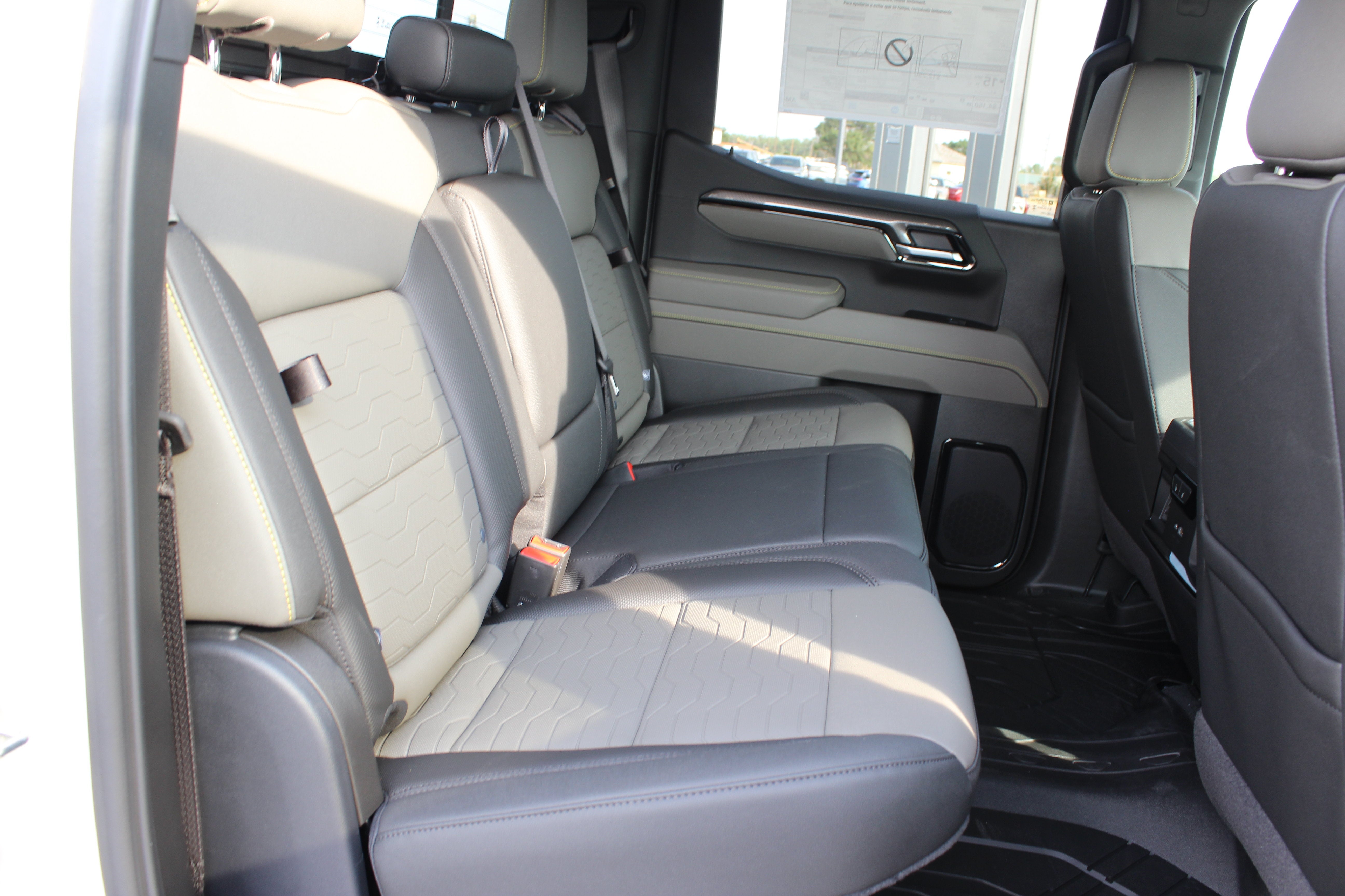 2026 Chevrolet Silverado 1500 ZR2 - Photo 22