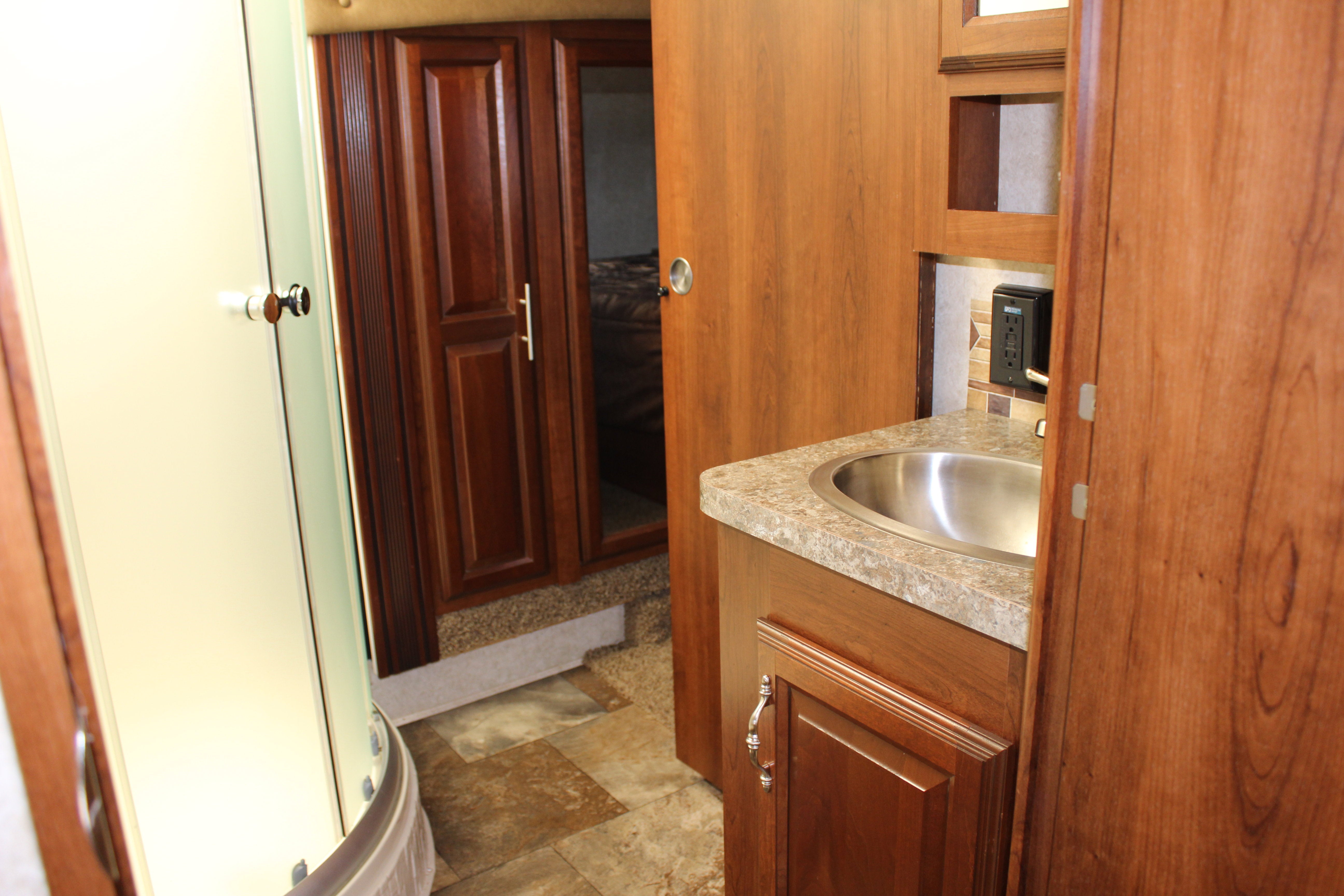 2014 FOREST RIV Wild Cat Base