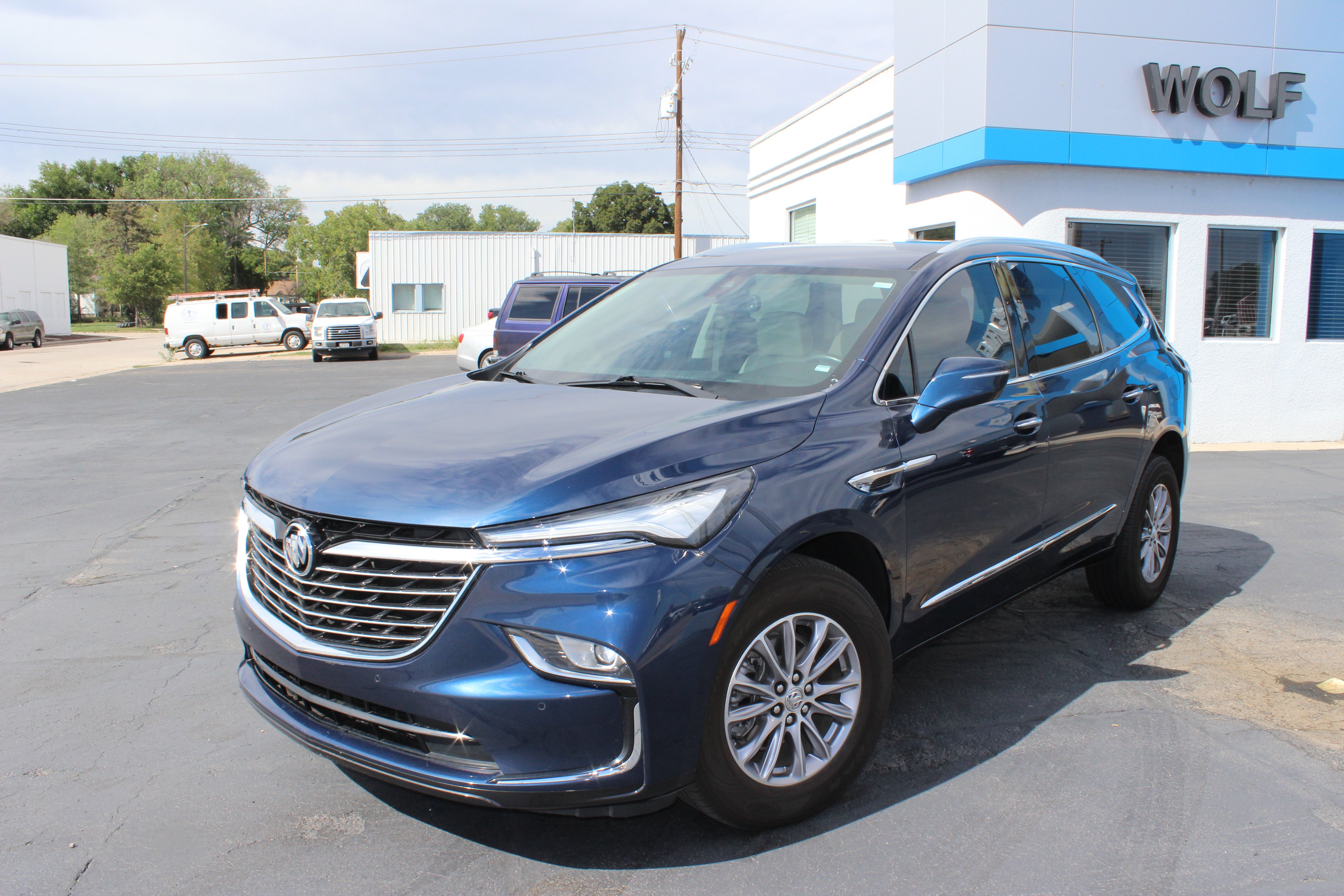 2023 Buick Enclave Essence