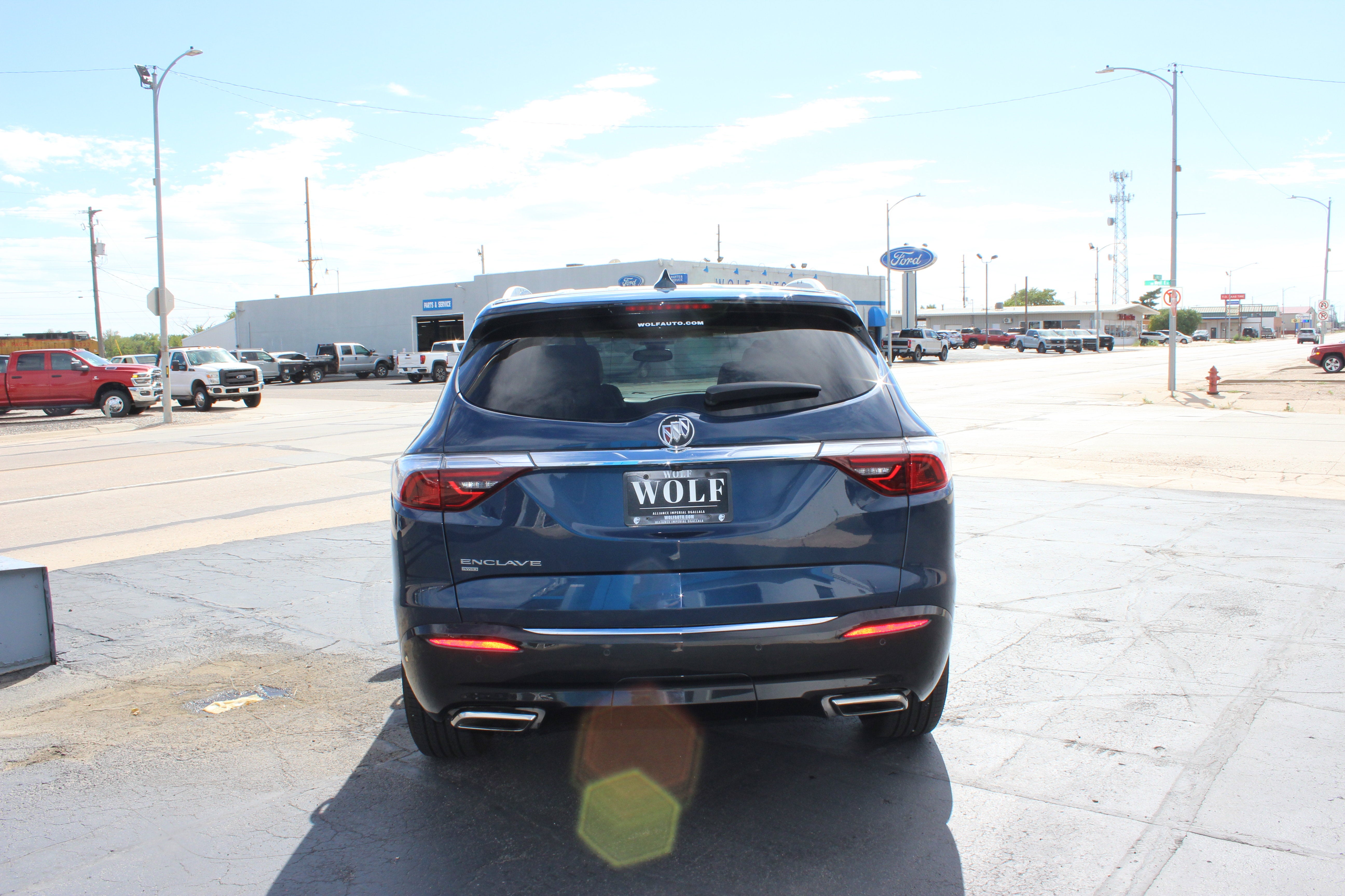 2023 Buick Enclave Essence