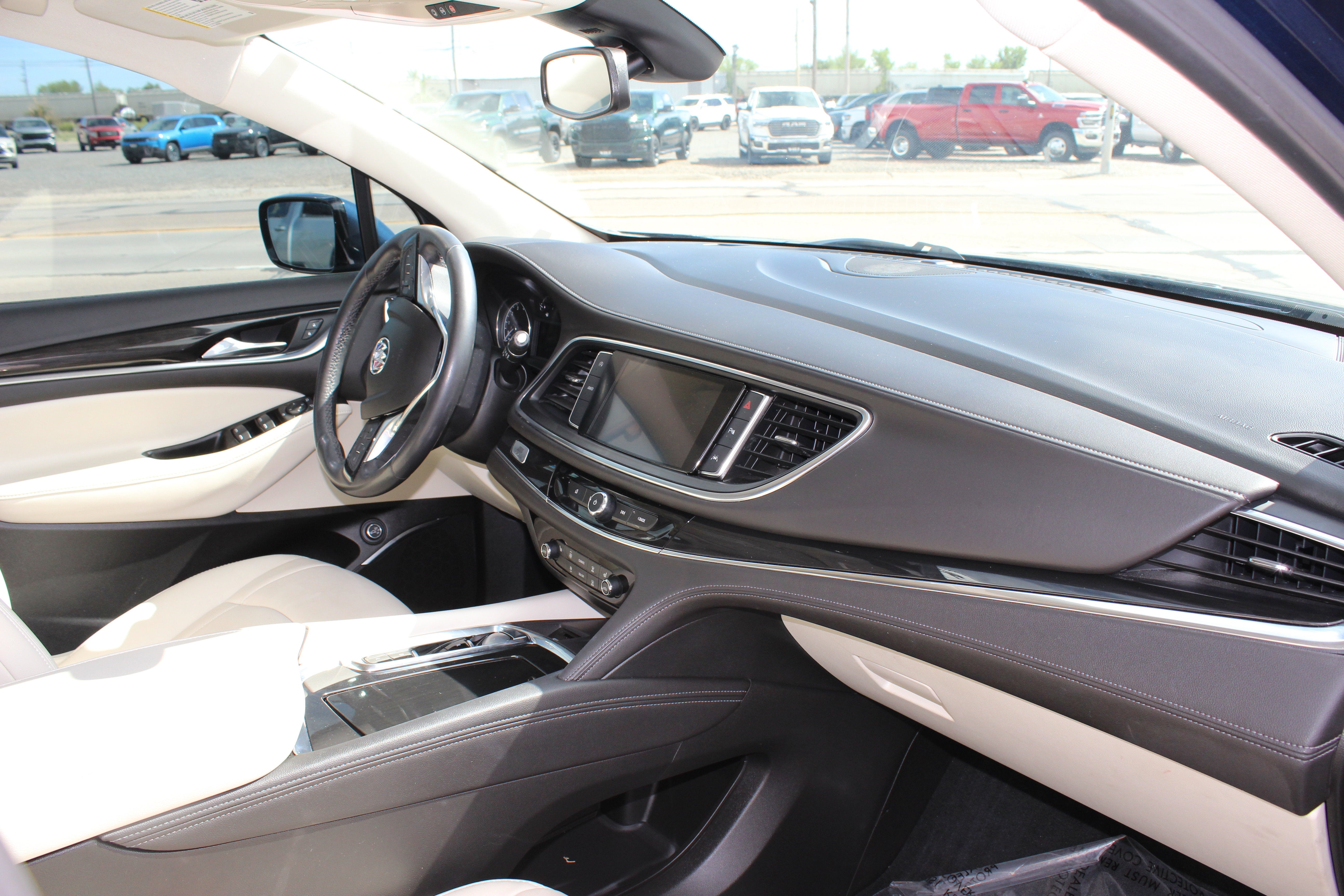2023 Buick Enclave Essence