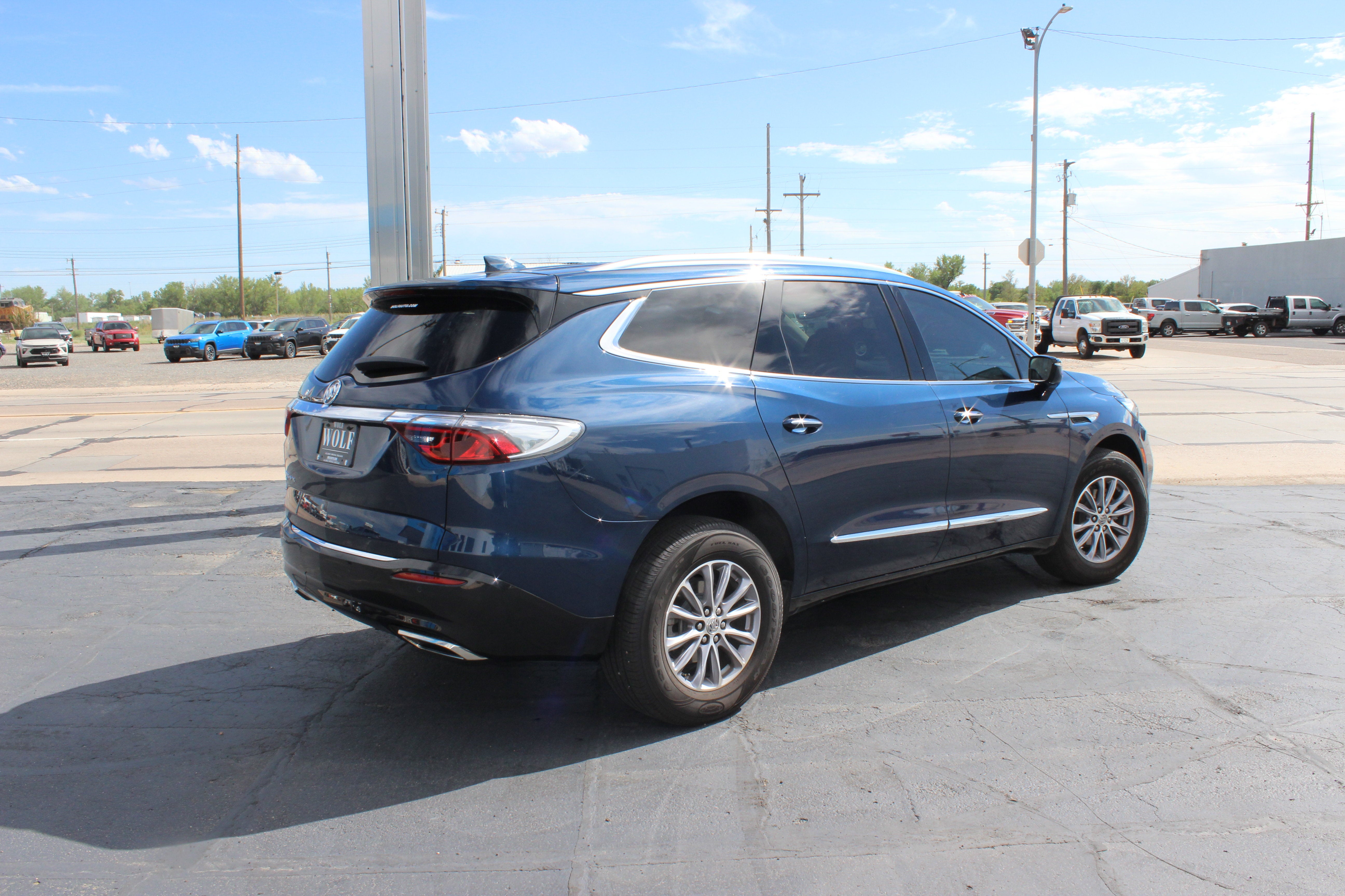 2023 Buick Enclave Essence