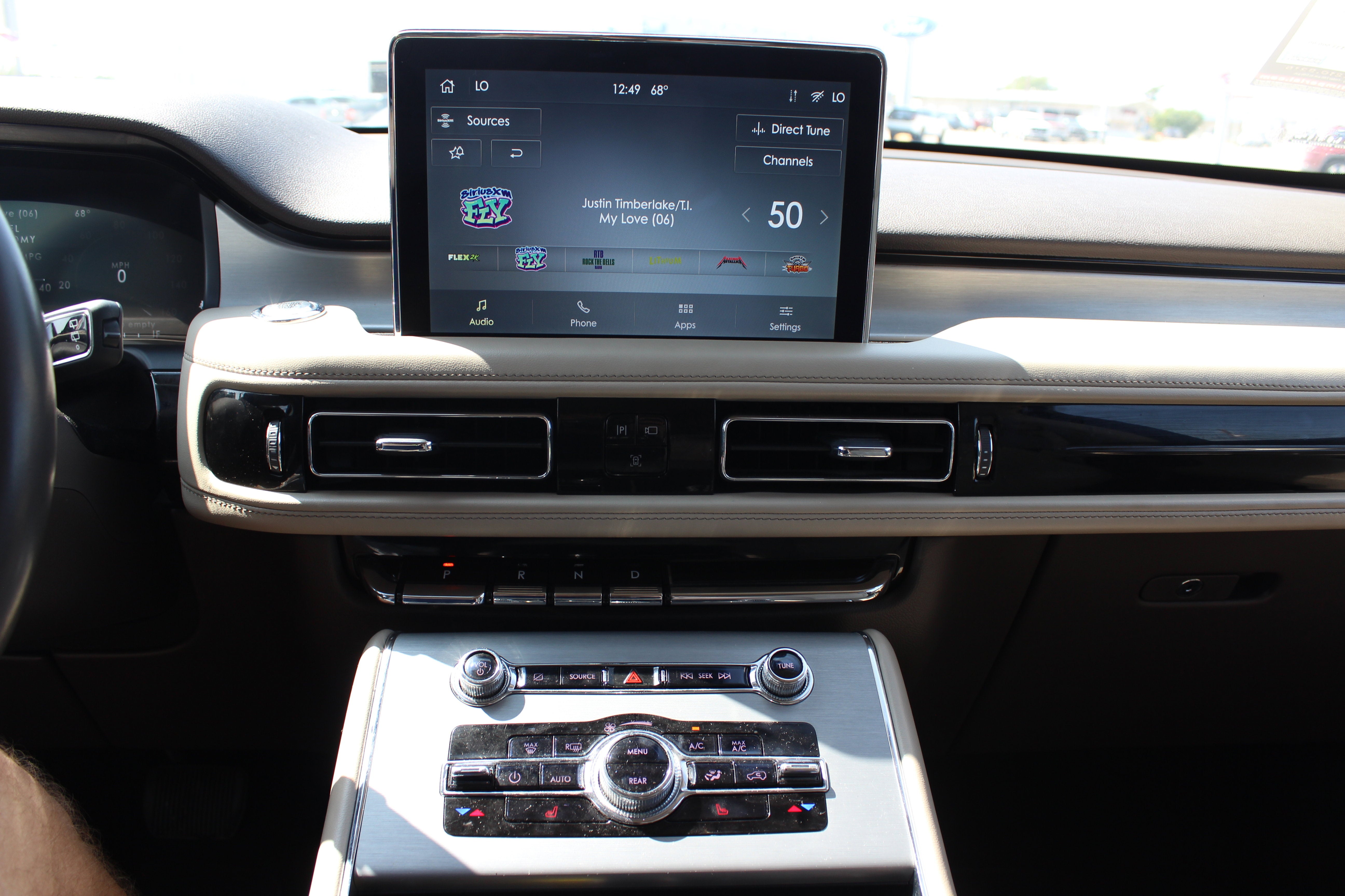 2021 Lincoln Aviator Standard